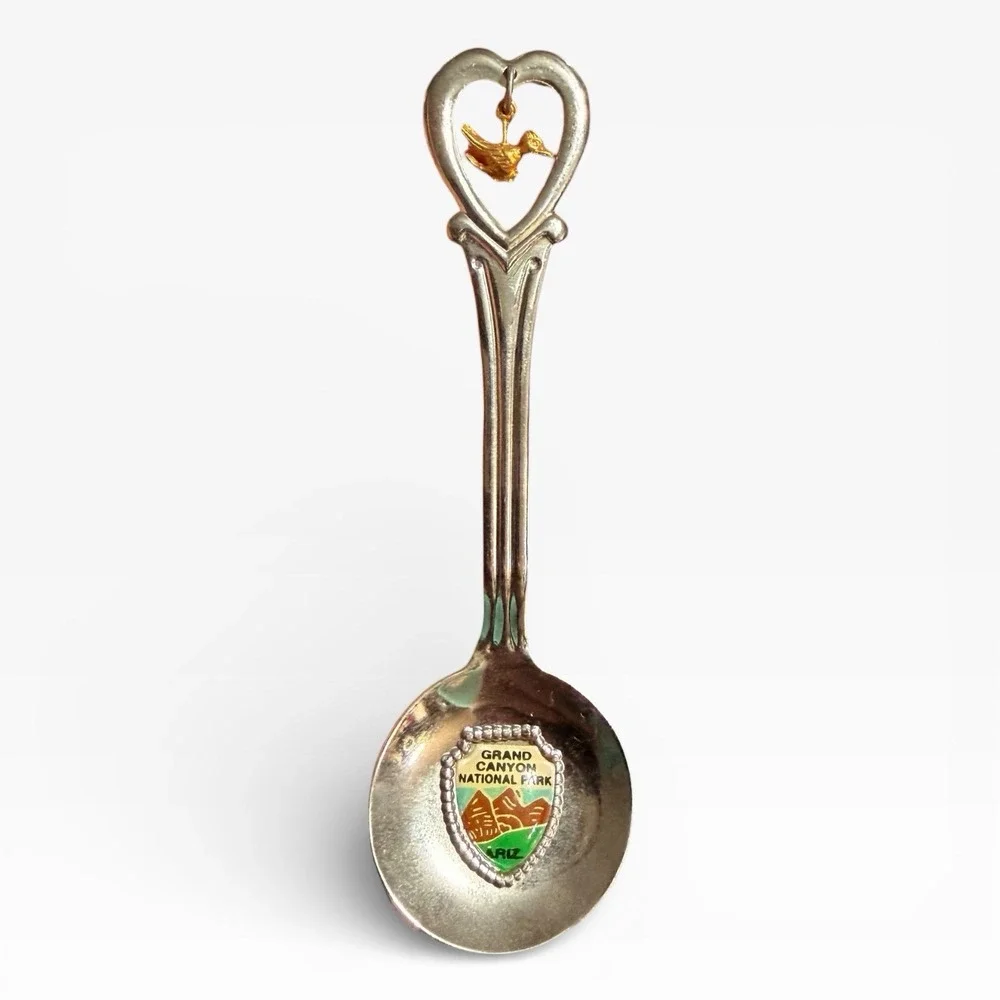 Lot of (4) Vintage Souvenir Spoons For National Monuments & State Park Locations